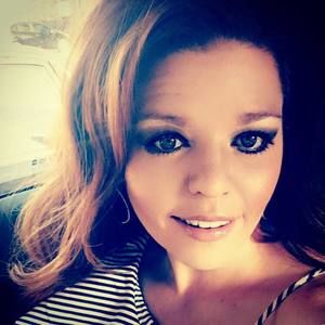 Meet your Posher, Roxanne